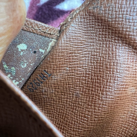 Authentic Louis Vuitton Key Wallet - Picture 6 of 6